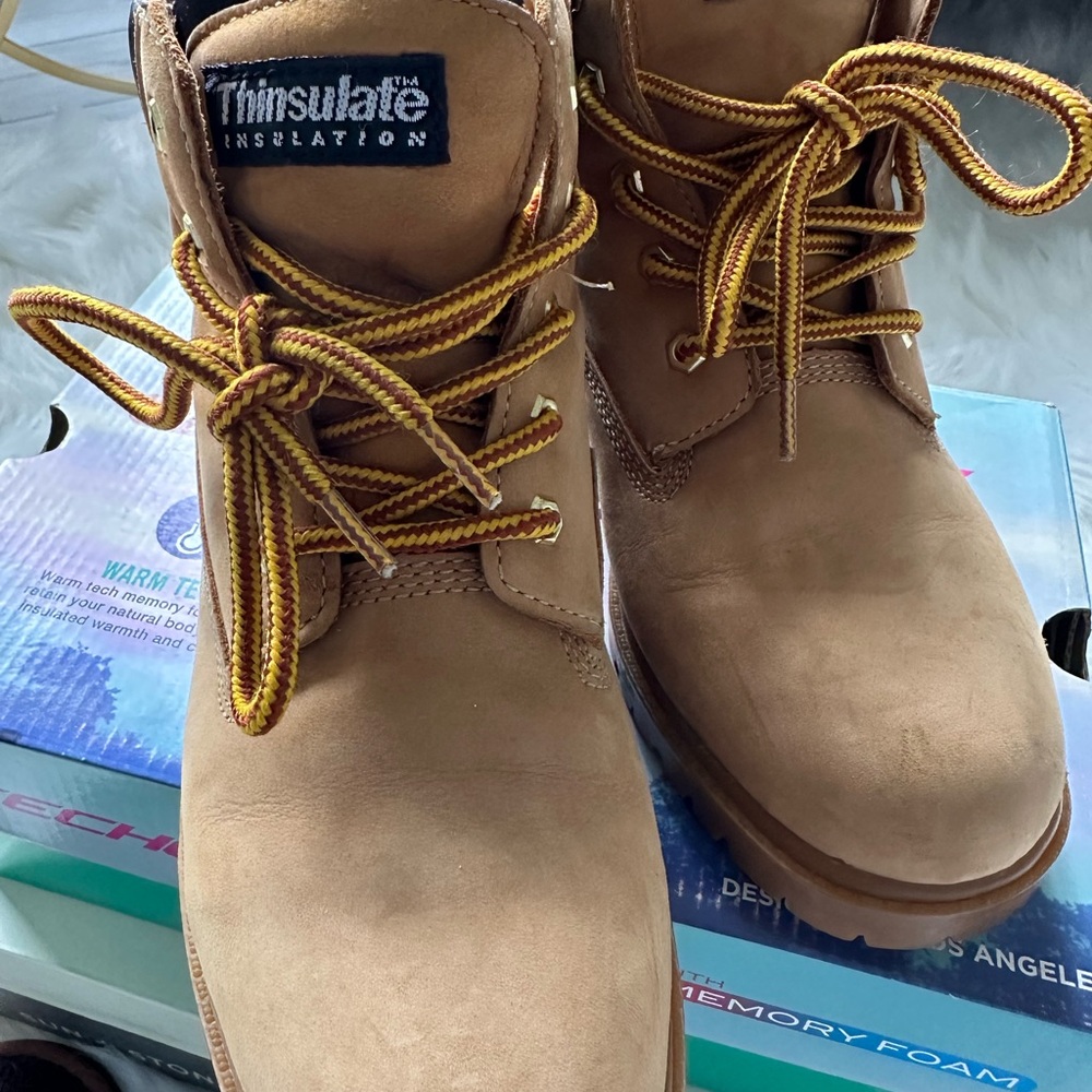 Bass Tan Ankle Boots with Suede Finish and Brass Eyelets